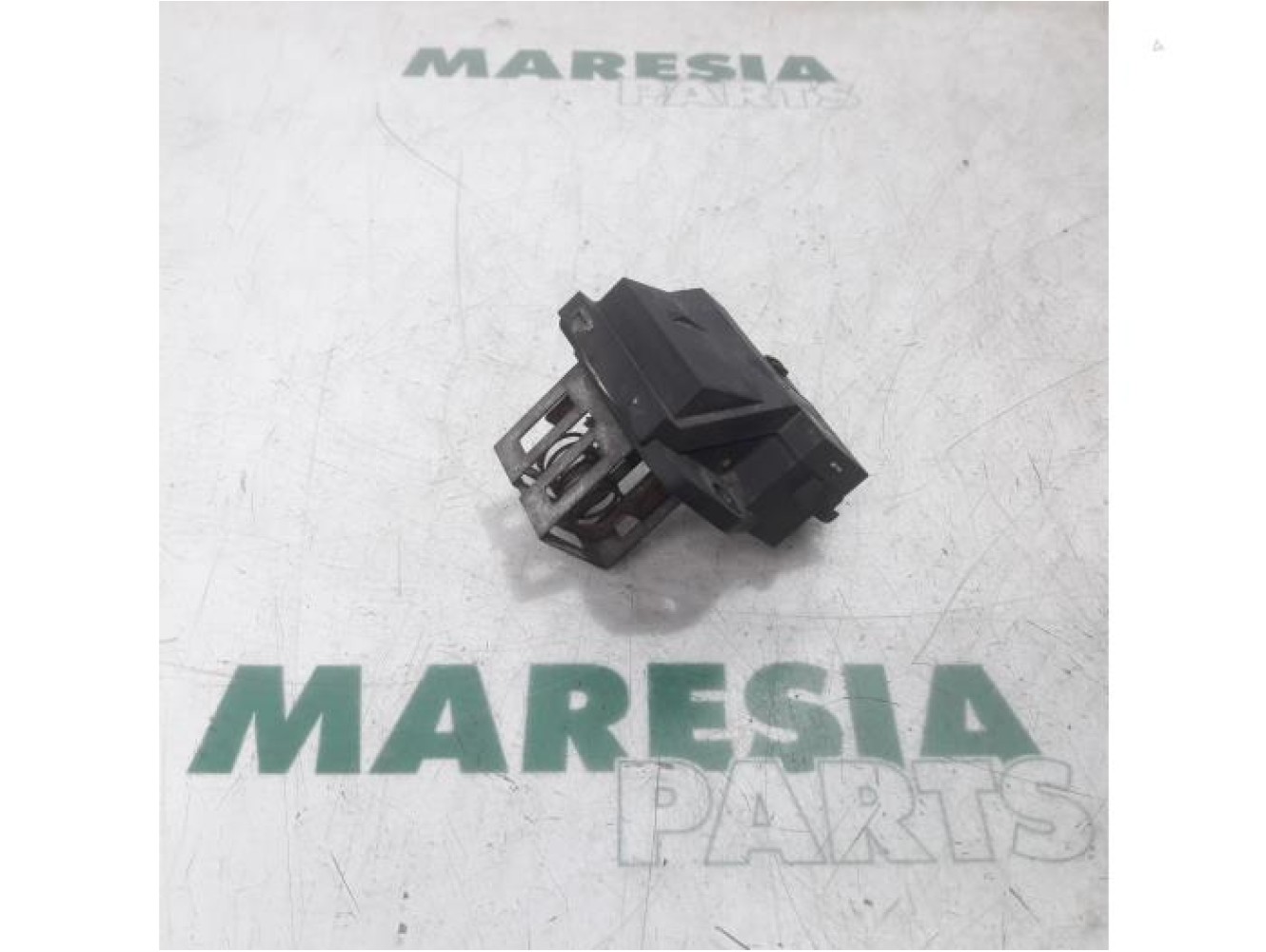 Citroen - Berlingo - Cooling fan resistor