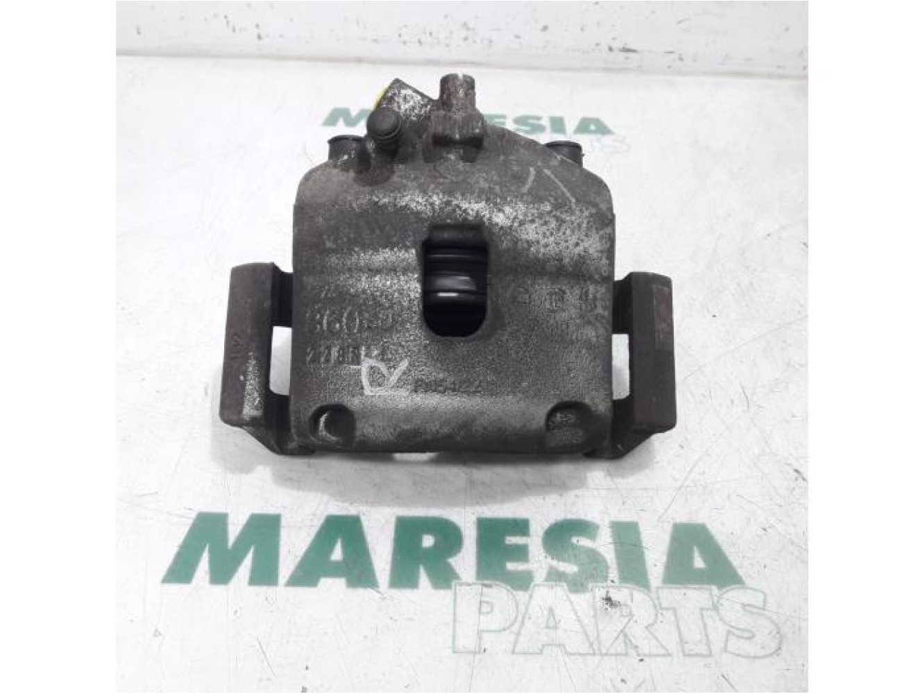 Fiat - Panda - Front brake calliper, right