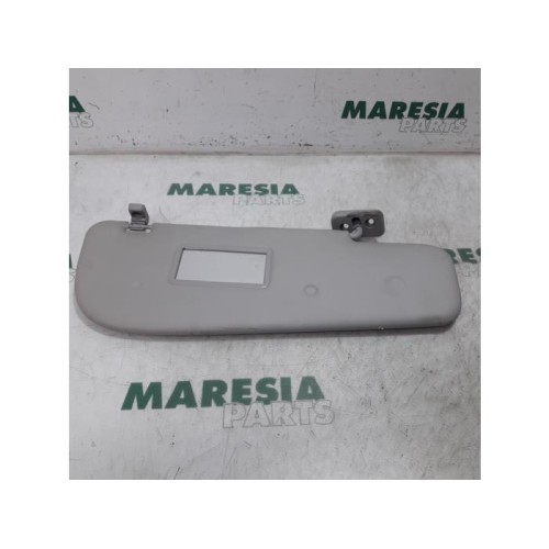 Fiat - Doblo - Sun visor