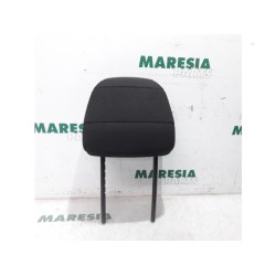 Citroen - C4 Picasso - Headrest