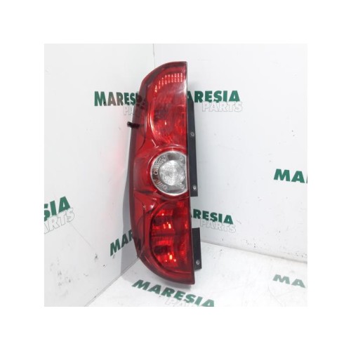 Fiat - Doblo - Rücklicht links