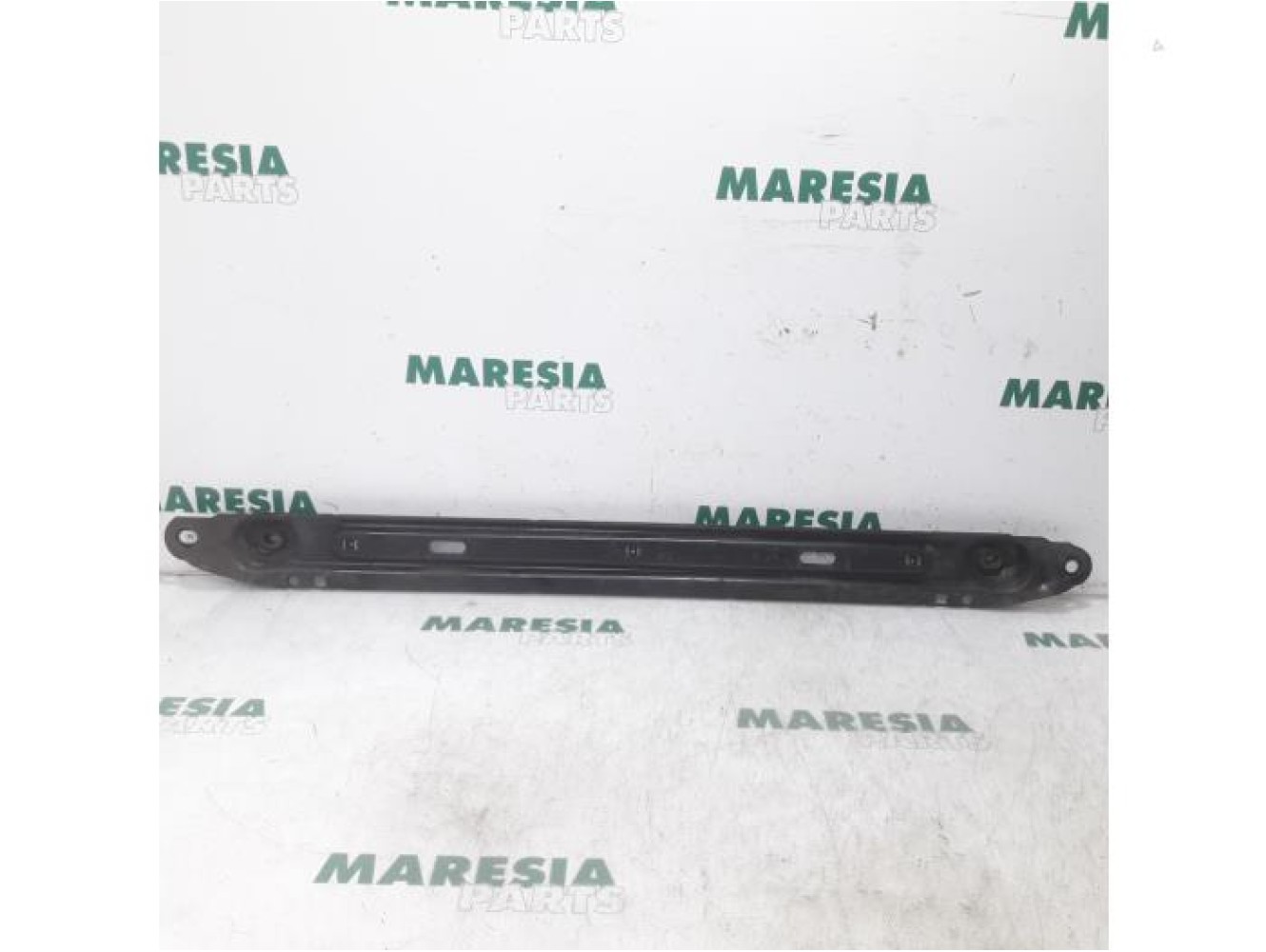 Citroen - Berlingo - Radiator bar