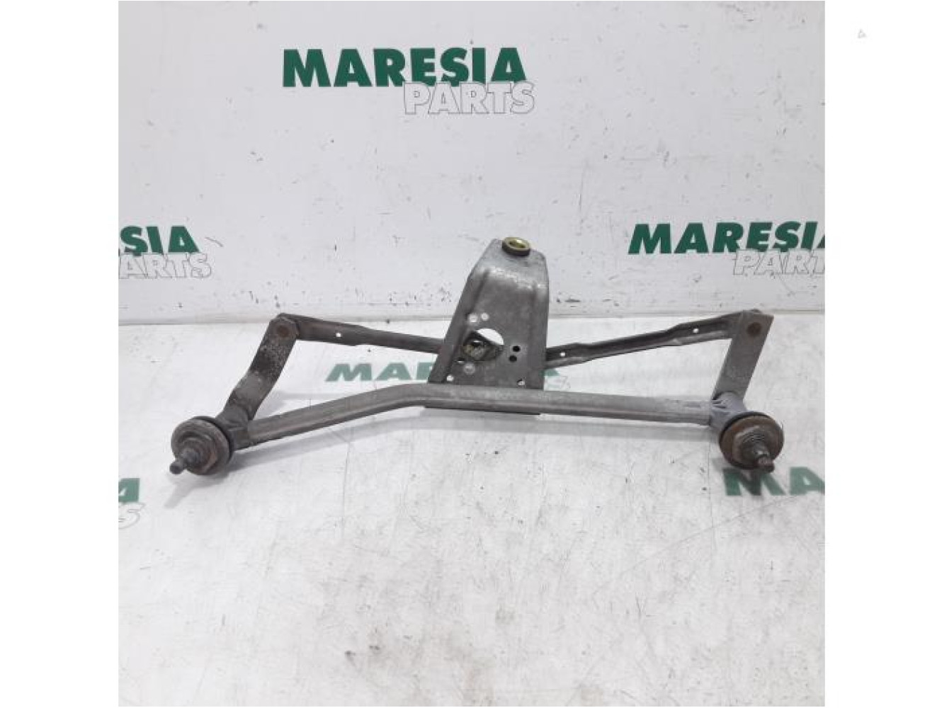 Peugeot - 206 - Wiper mechanism