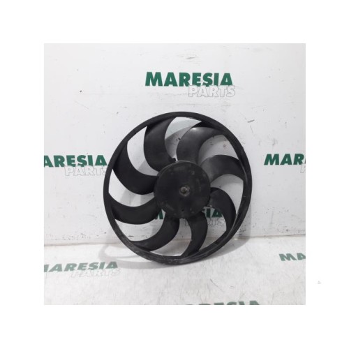 Fiat - Doblo - Fan motor