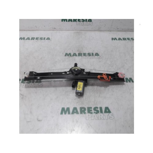 Fiat - Punto - Window mechanism 4-door, front right