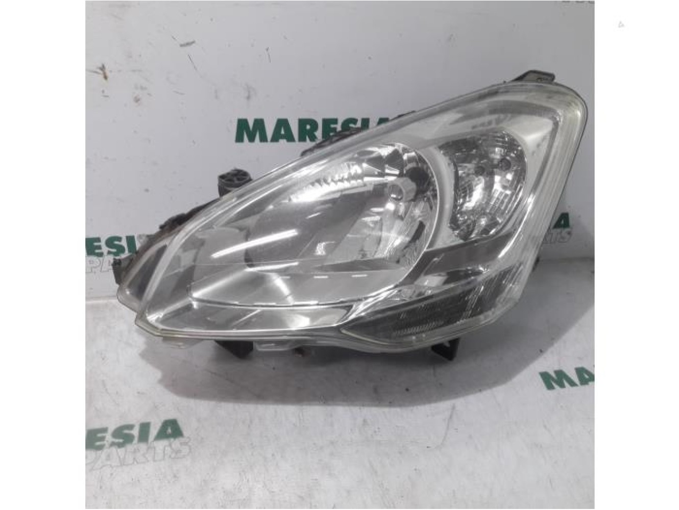 Citroen - Berlingo - Koplamp links