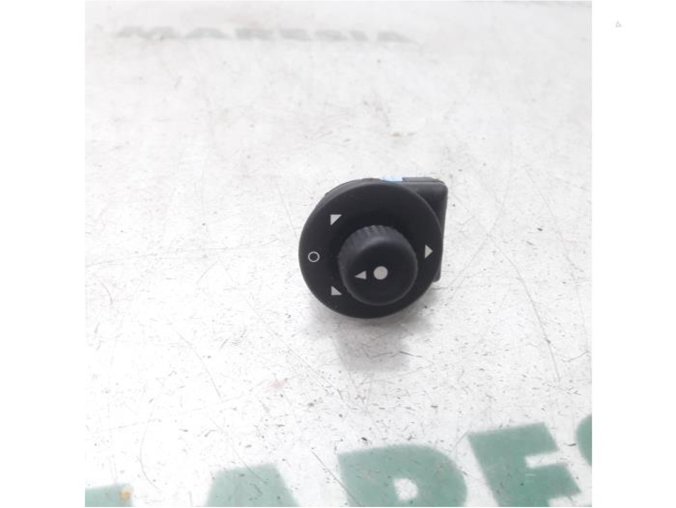 Citroen - Berlingo - Mirror switch