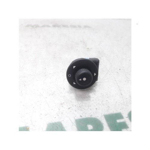 Citroen - Berlingo - Mirror switch