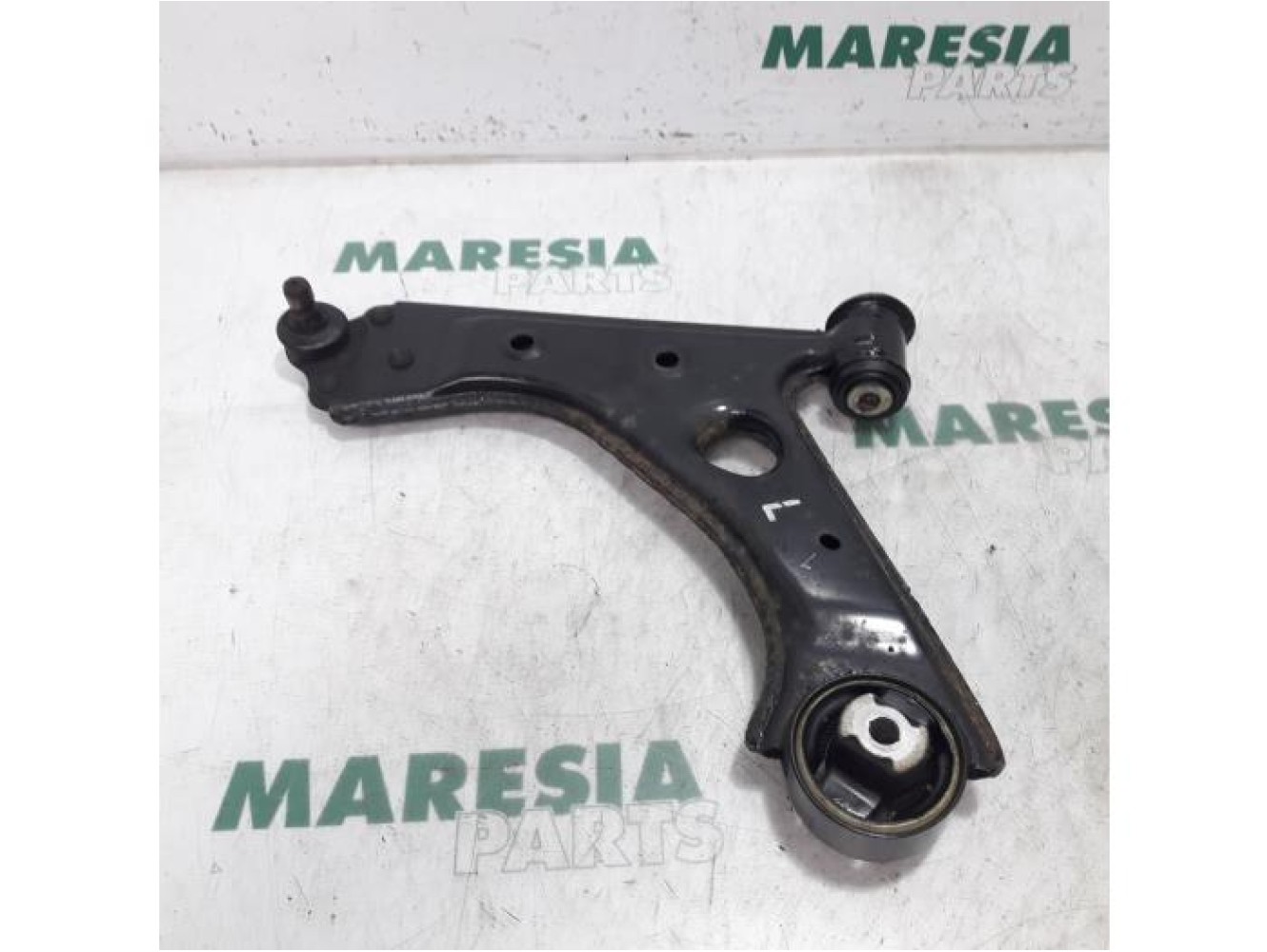 Fiat - Punto - Front lower wishbone, left