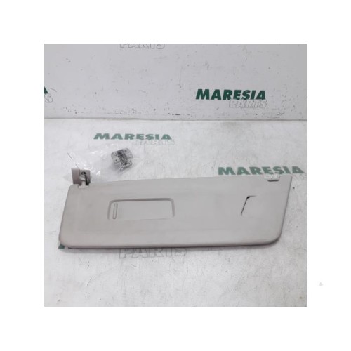 Citroen - C4 Picasso - Sun visor