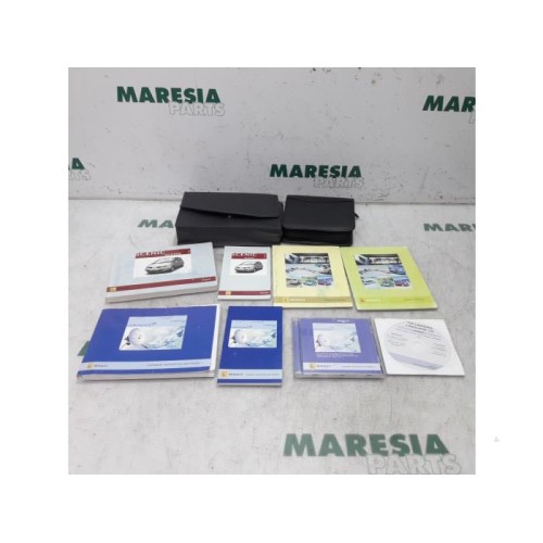 Renault - Megane Scenic - Instruction Booklet