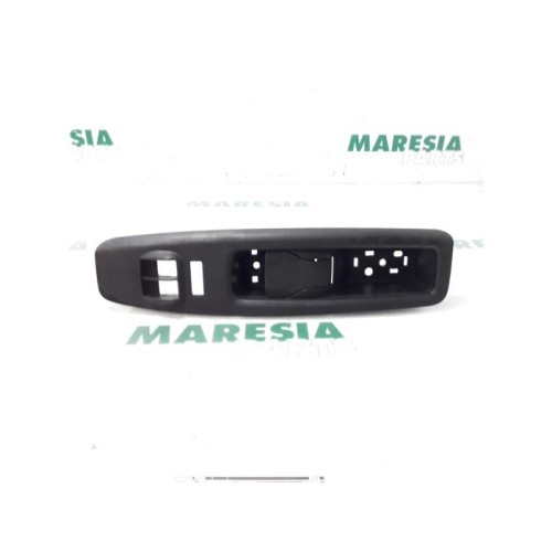 Fiat - Doblo - Door handle 2-door, left
