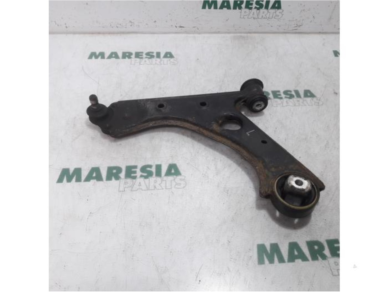 Fiat - Punto - Querlenker unten links vorne
