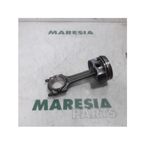 Fiat - Punto - Piston