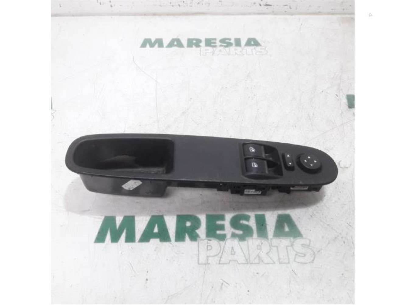 Fiat - Punto - Multi-functional window switch