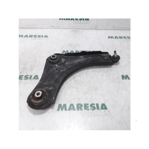Renault - Megane - Front lower wishbone, right
