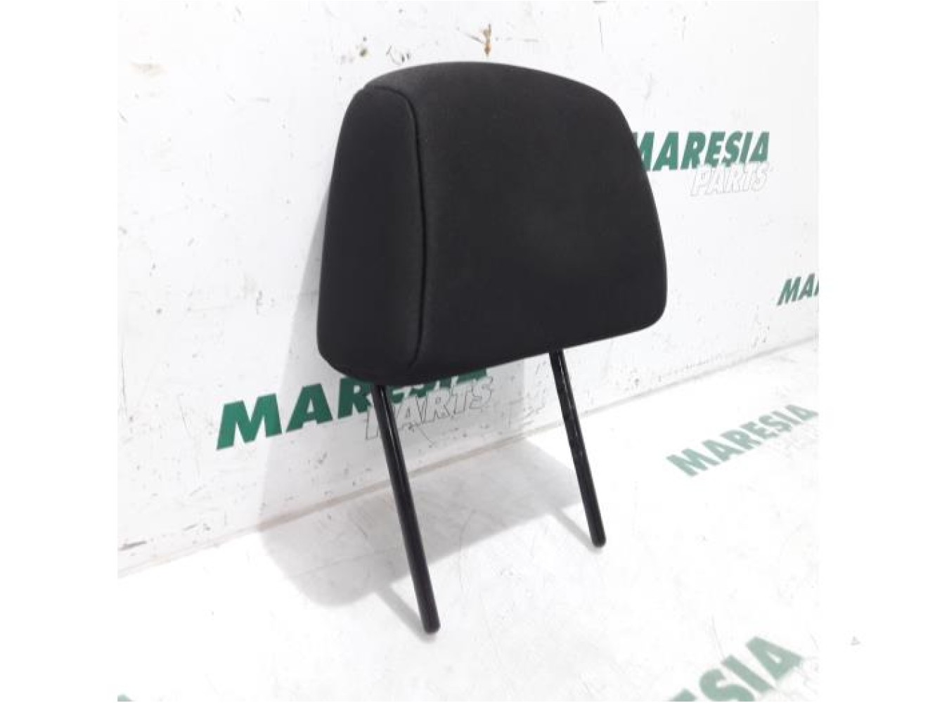 Citroen - C4 - Headrest