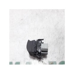 Renault - Clio - Multi-functional window switch
