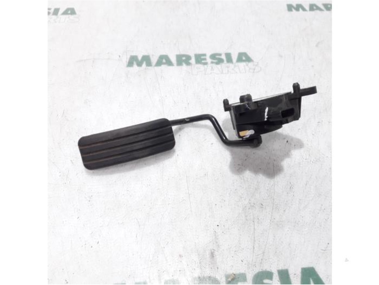 Renault - Clio - Gaspedalposition Sensor