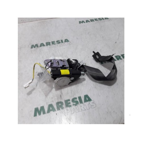 Renault - Clio - Rear seatbelt, left