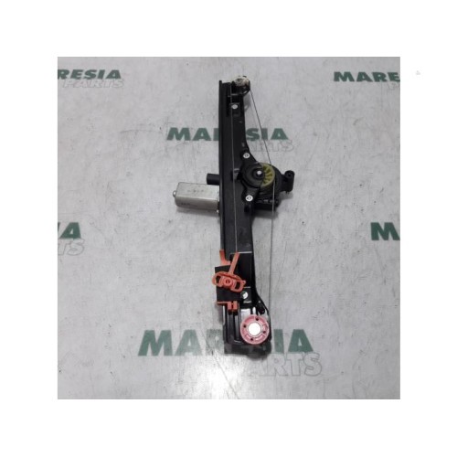 Fiat - Punto - Window mechanism 4-door, front right