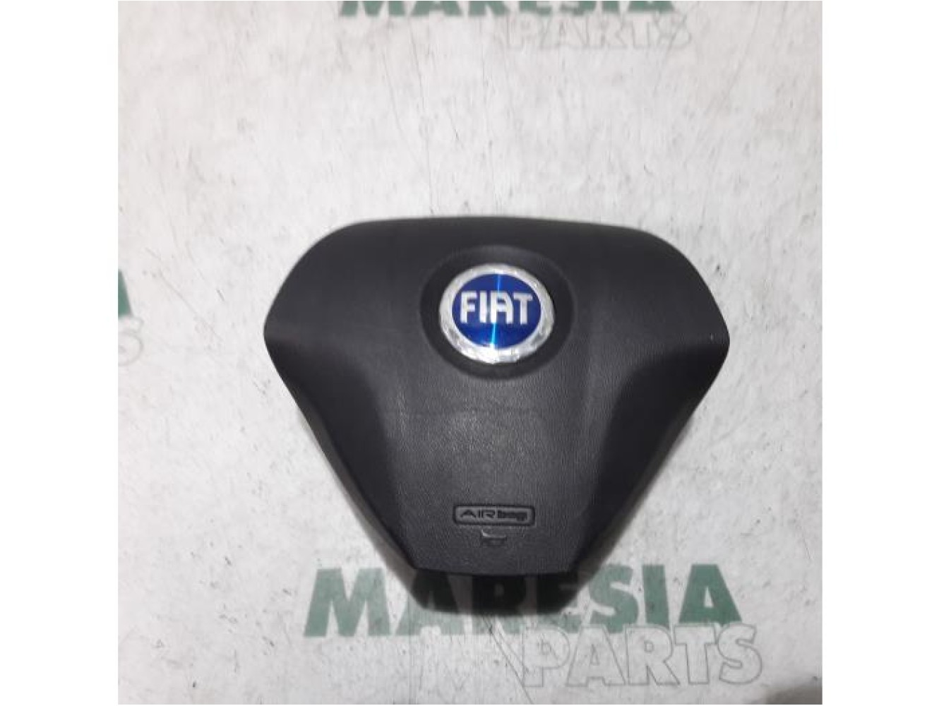 Fiat - Punto - Airbag gauche (volant)