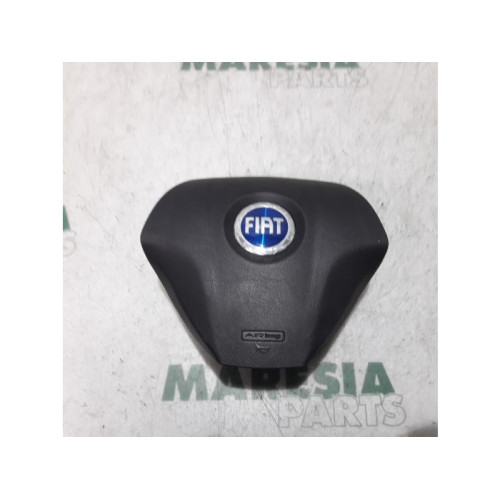 Fiat - Punto - Airbag links (Lenkrad)