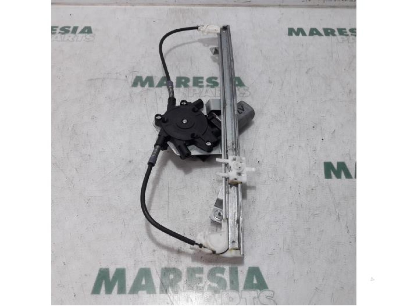 Fiat - Punto - Window mechanism 4-door, front left