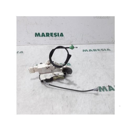 Citroen - C4 - Door lock mechanism 4-door, front left