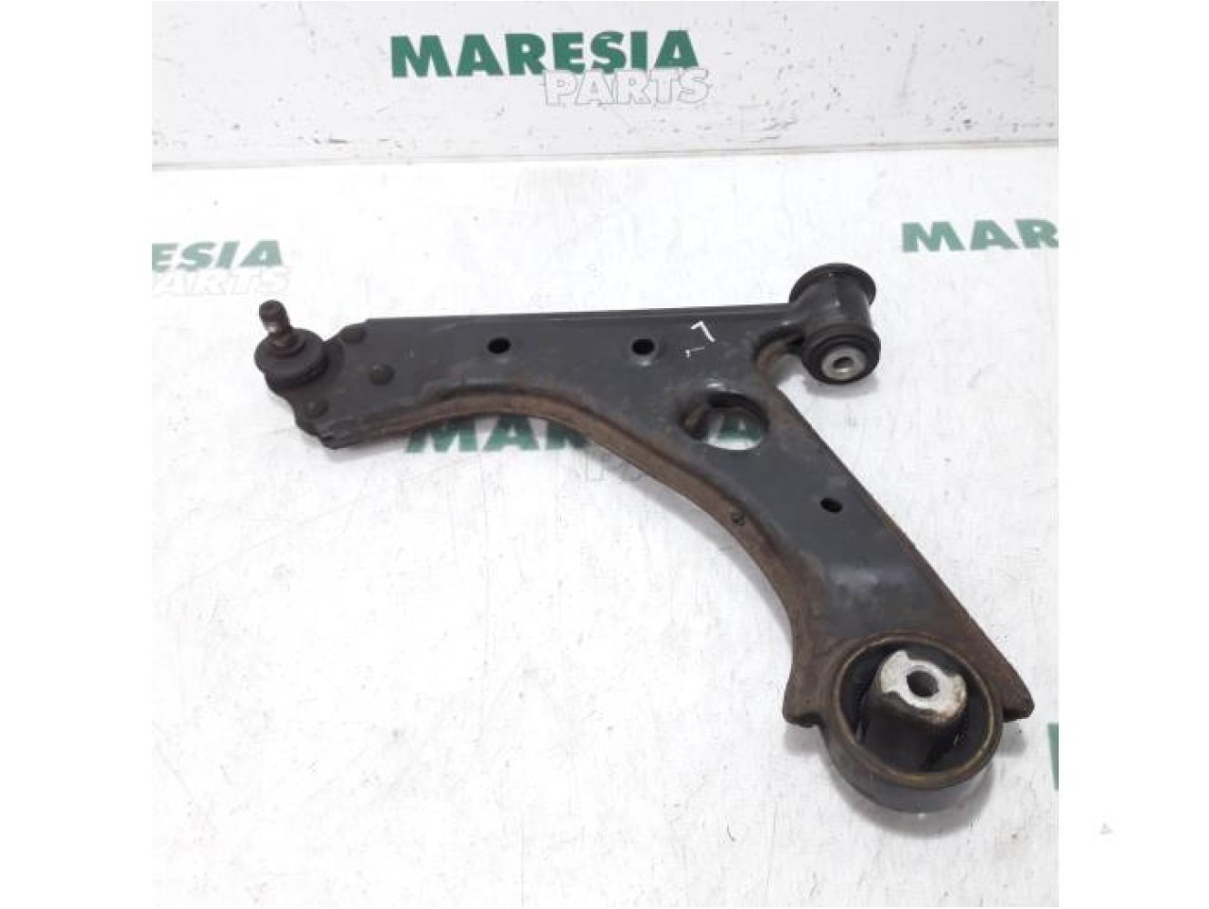 Fiat - Punto - Front lower wishbone, left