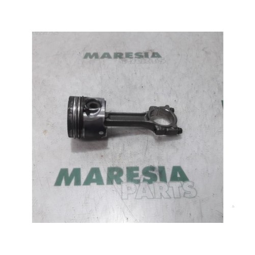 Renault - Clio - Piston