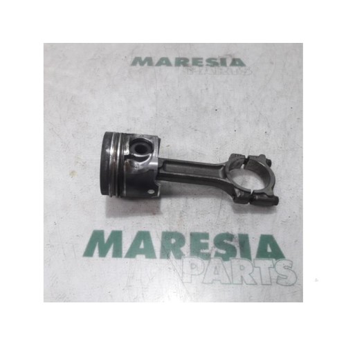 Renault - Clio - Piston