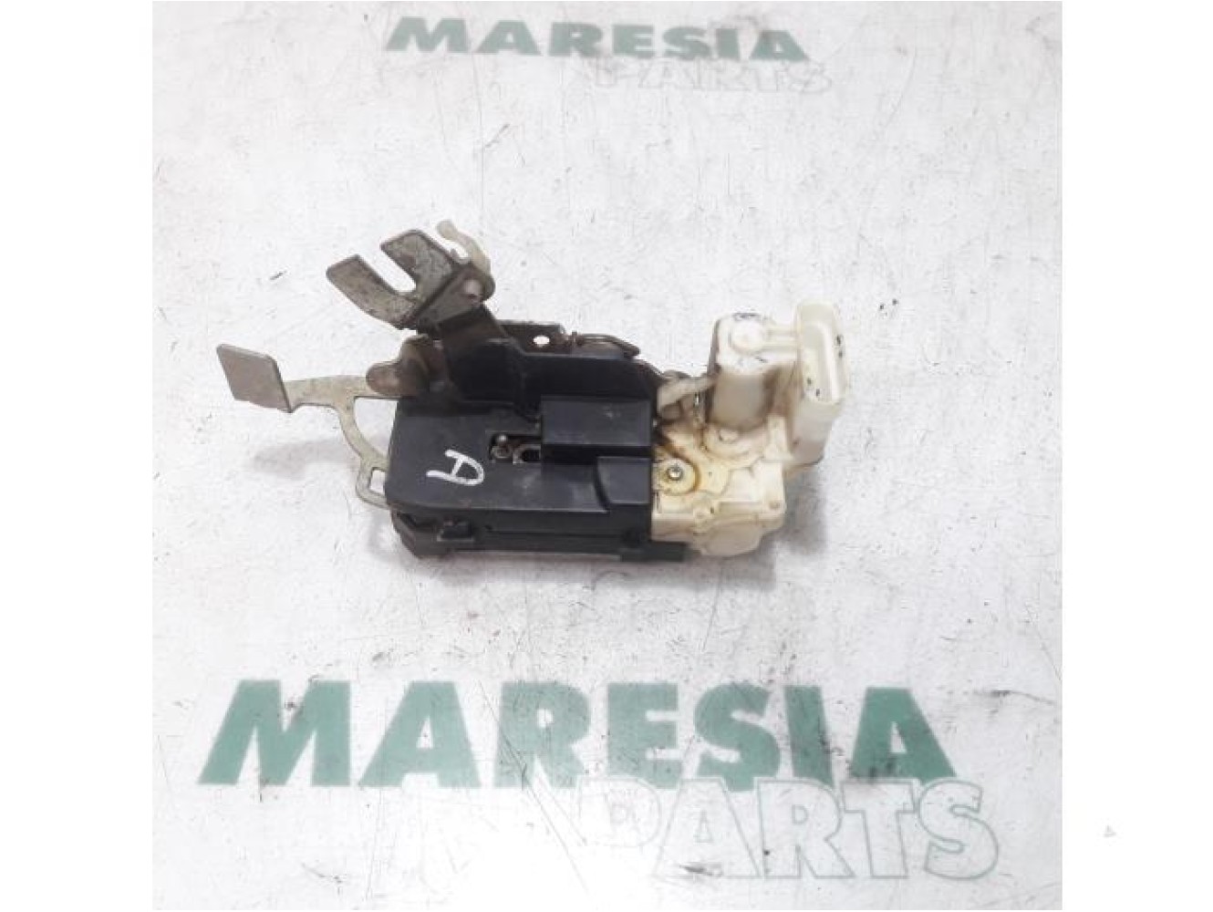 Peugeot - Boxer - Minibus/van rear door lock mechanism