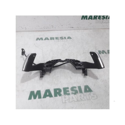 Peugeot - 208 - Kit manettes de commande