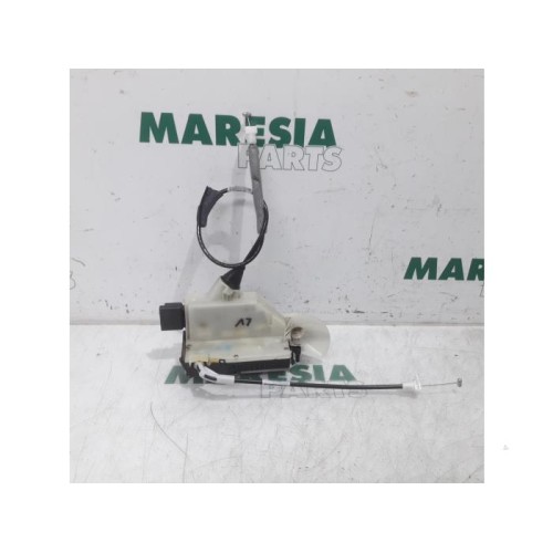 Peugeot - 208 - Door lock mechanism 4-door, front left