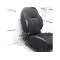 Peugeot - 208 - Sitz links
