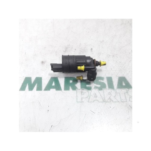 Renault - Twingo - Windscreen washer pump