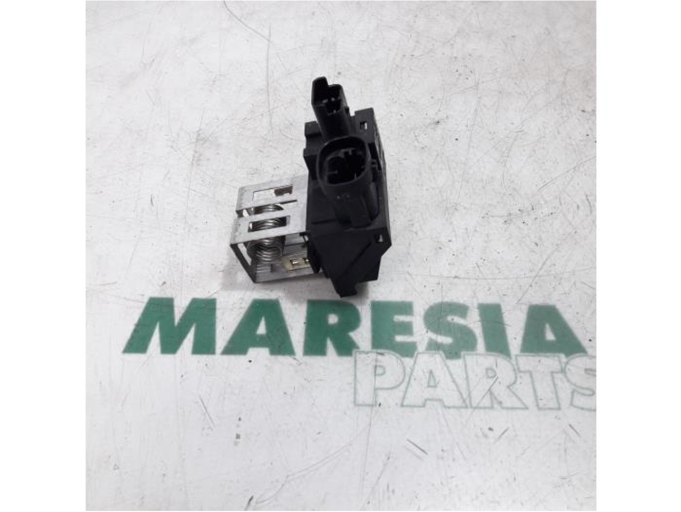 Peugeot - 208 - Cooling fan resistor