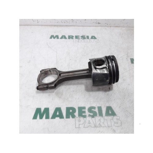 Renault - Master - Piston