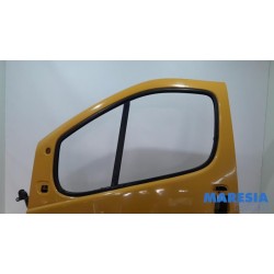 Renault - Trafic - Portier 2Deurs links