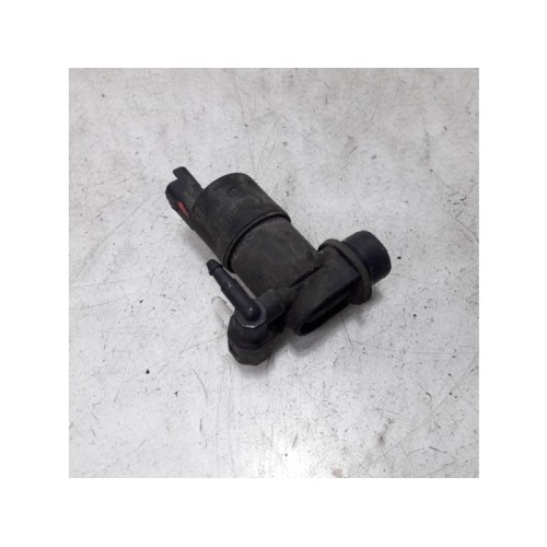 Citroen - DS5 - Windscreen washer pump