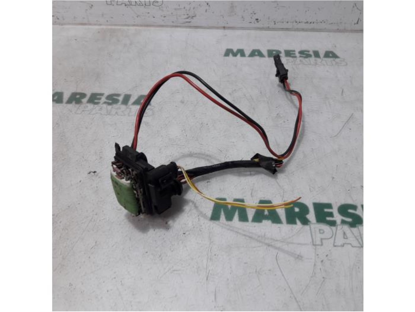 Renault - Trafic - Heater resistor