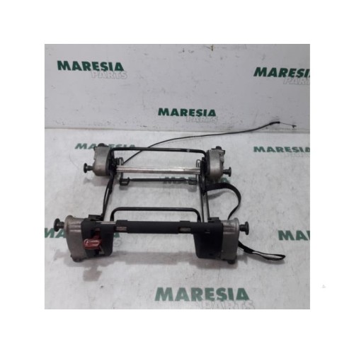 Lancia - Phedra - Seat frame
