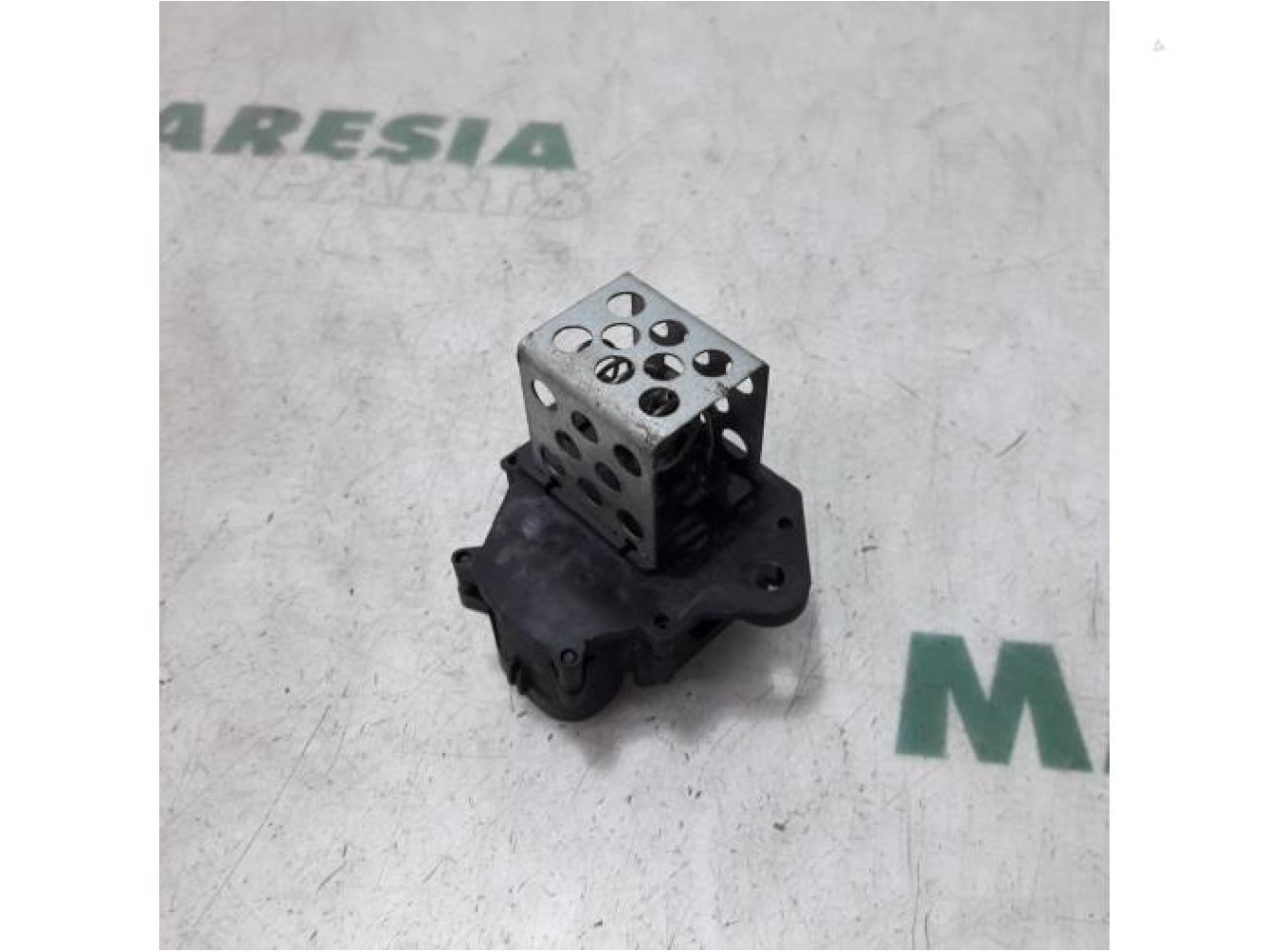 Citroen - DS5 - Cooling fan resistor