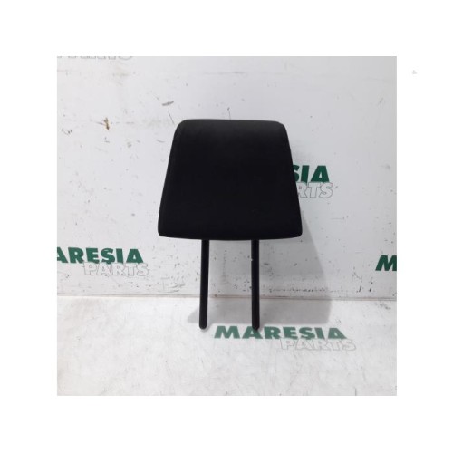 Peugeot - 207 - Headrest