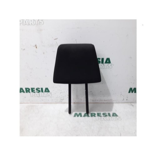 Peugeot - 207 - Headrest