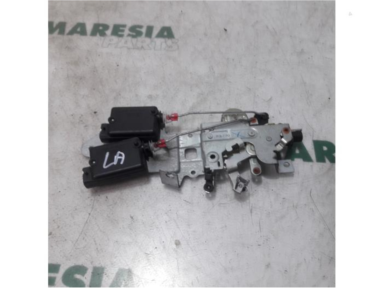 Lancia - Phedra - Sliding door lock mechanism, left