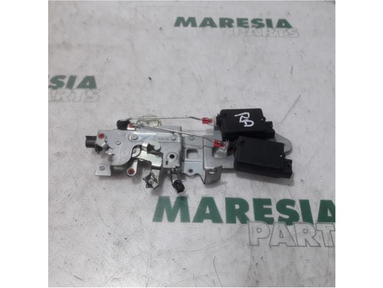 Lancia - Phedra - Sliding door lock mechanism, right