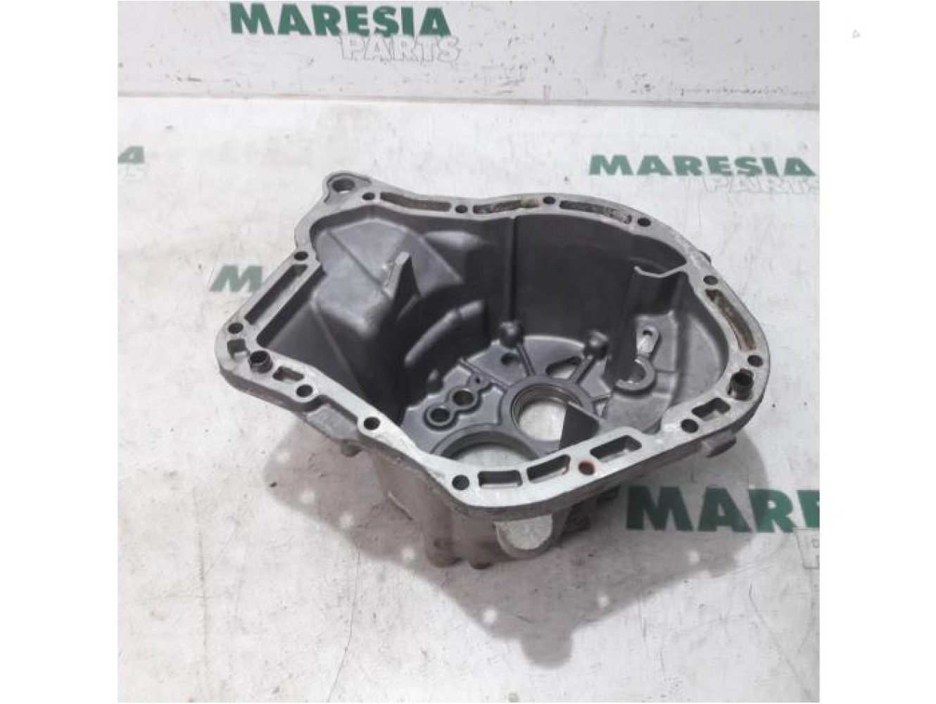 Peugeot - 407 - Gearbox casing