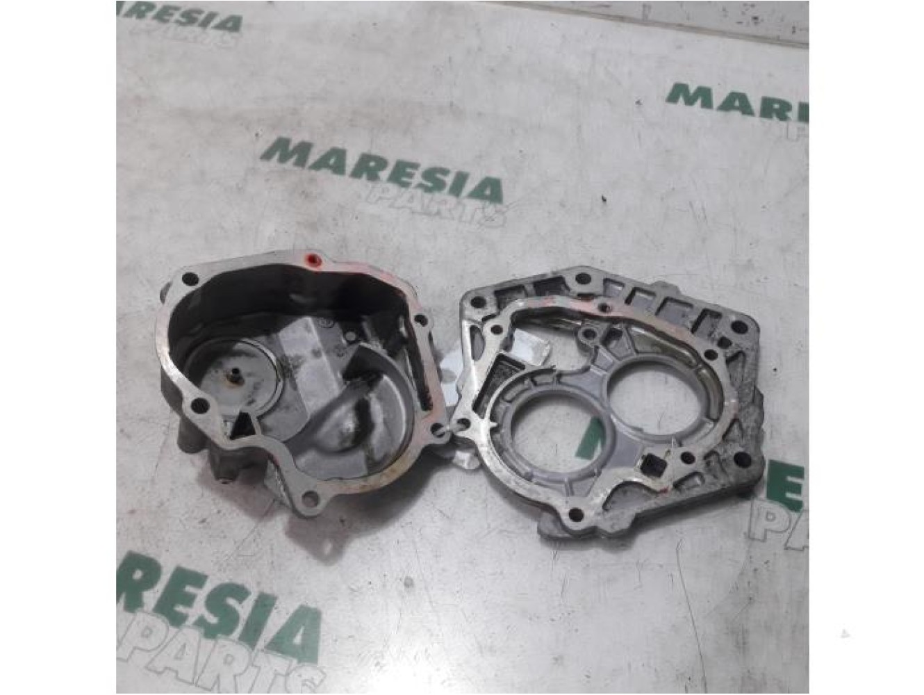Alfa Romeo - GT - Gearbox cover